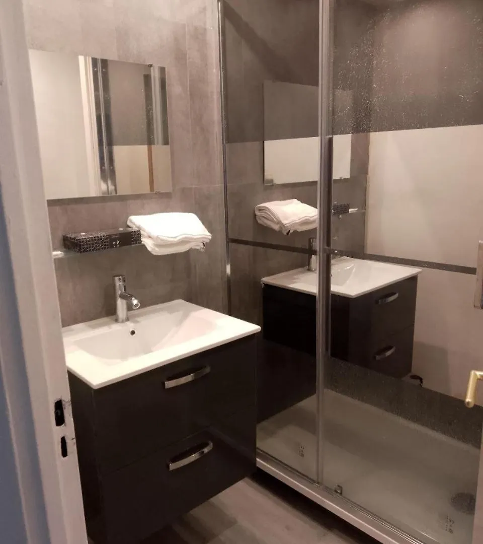 Appartement Avec 2 Chambres Morlaix 0*,  Frankrig